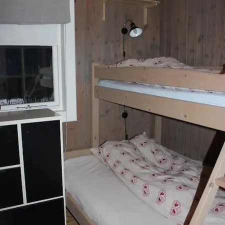 Holiday home Sentralt Ljosheim,