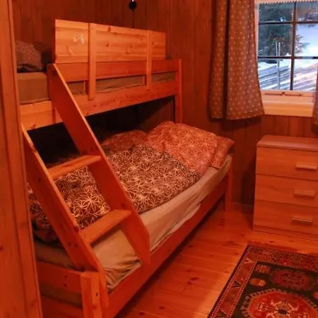 بيت للعطل Sentralt Ljosheim,